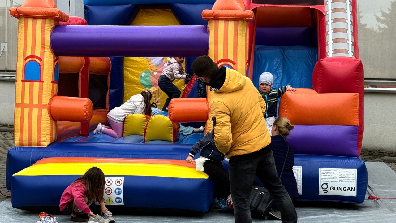 Rodzinny Piknik Europejski w Ostrołęce [11.05.2025] - zdjęcie #48 - eOstroleka.pl