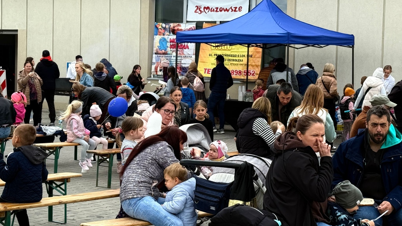 Rodzinny Piknik Europejski w Ostrołęce [11.05.2025] - zdjęcie #47 - eOstroleka.pl