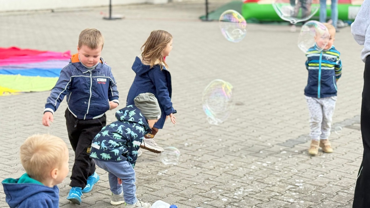Rodzinny Piknik Europejski w Ostrołęce [11.05.2025] - zdjęcie #16 - eOstroleka.pl