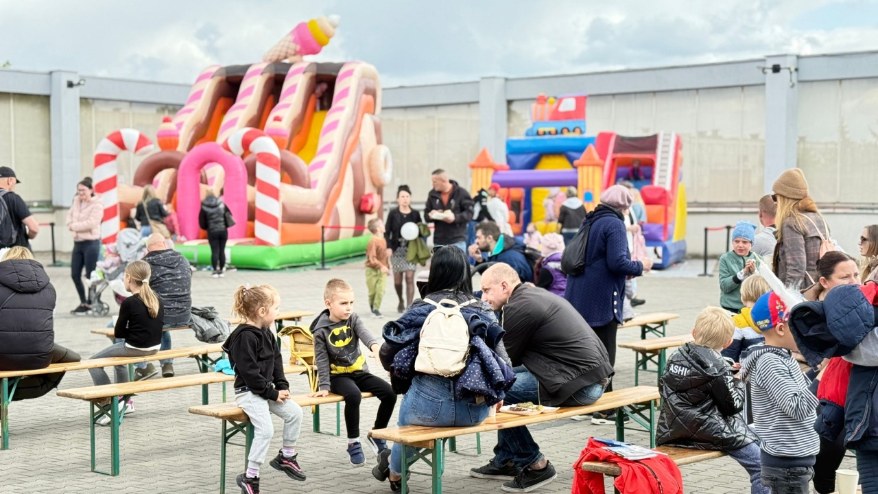 Rodzinny Piknik Europejski w Ostrołęce [11.05.2025] - zdjęcie #11 - eOstroleka.pl