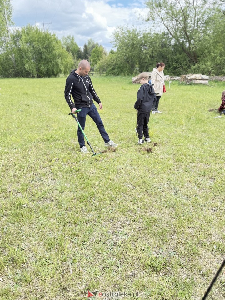 II Spacer Historyczny po Łazku [11.05.2025] - zdjęcie #19 - eOstroleka.pl