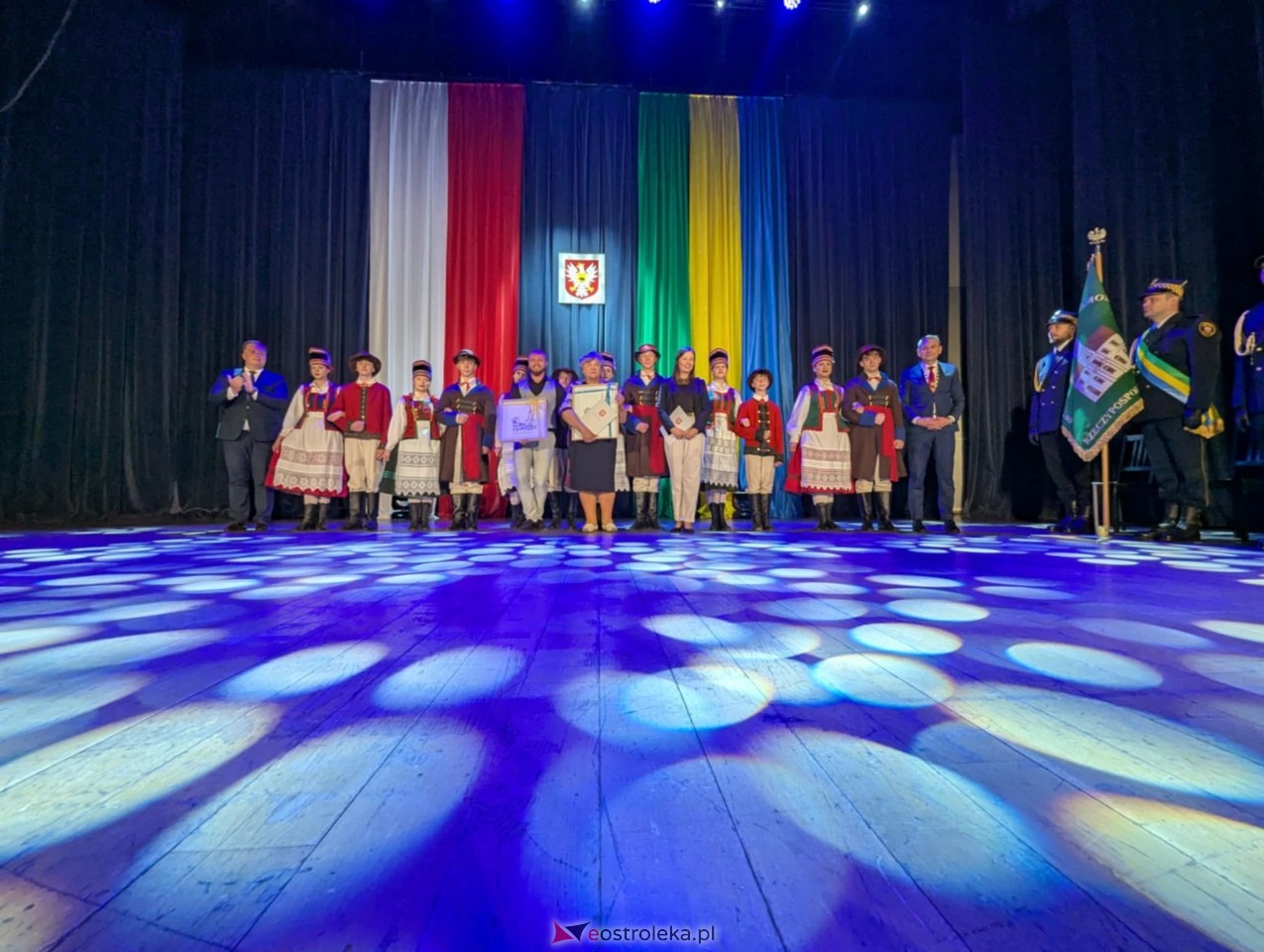 Nadzwyczajna sesja rady miasta Ostrołęki [12.05.2025] - zdjęcie #6 - eOstroleka.pl