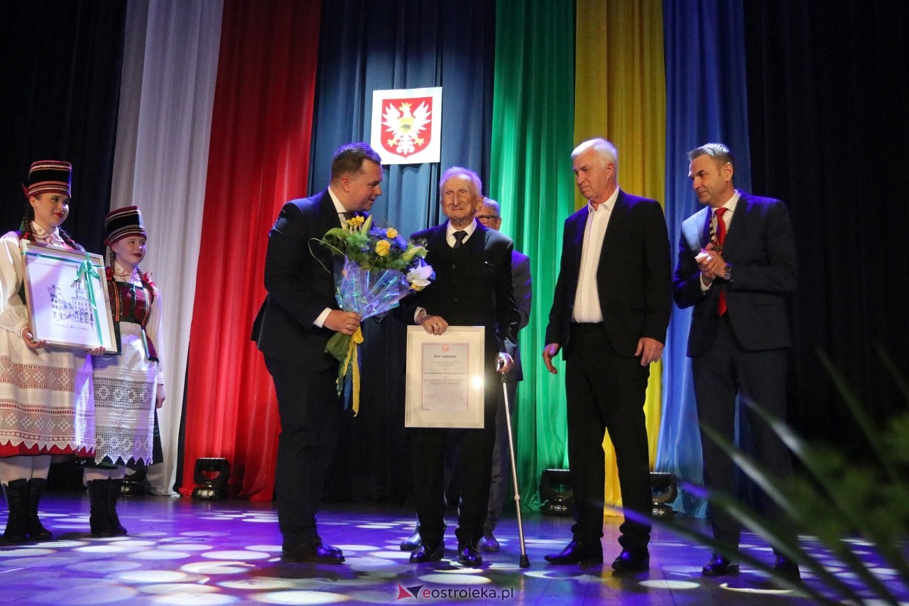 Nadzwyczajna sesja rady miasta Ostrołęki [12.05.2025] - zdjęcie #83 - eOstroleka.pl