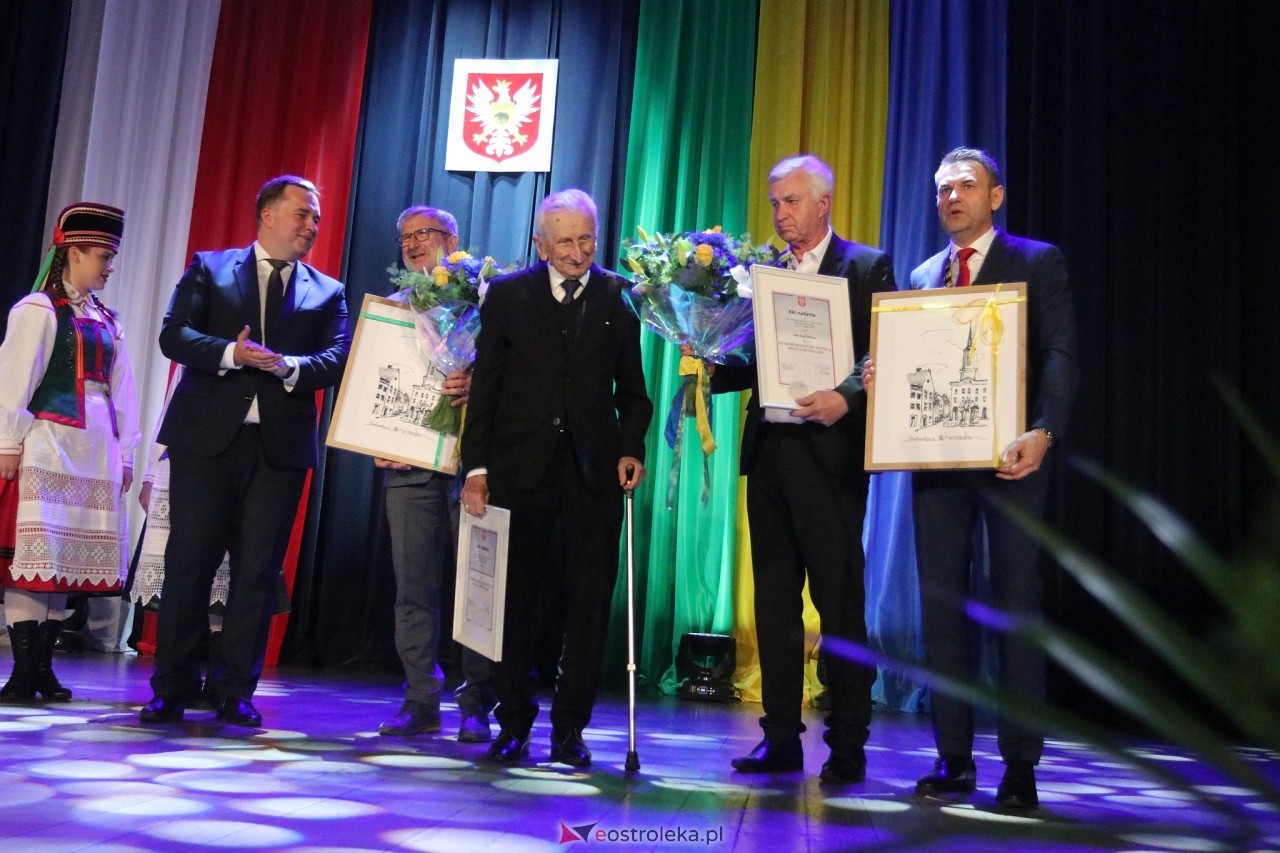 Nadzwyczajna sesja rady miasta Ostrołęki [12.05.2025] - zdjęcie #73 - eOstroleka.pl