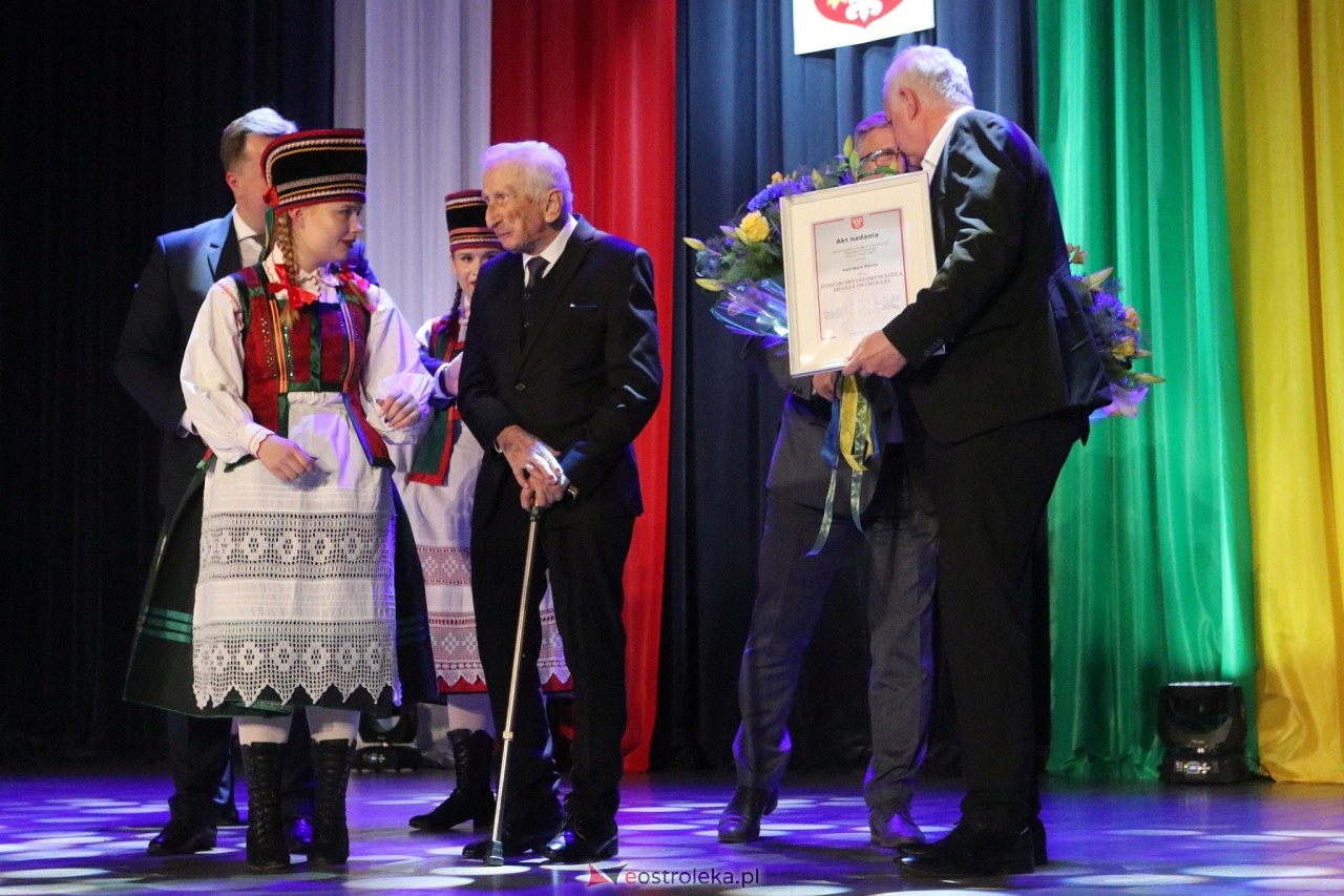 Nadzwyczajna sesja rady miasta Ostrołęki [12.05.2025] - zdjęcie #69 - eOstroleka.pl
