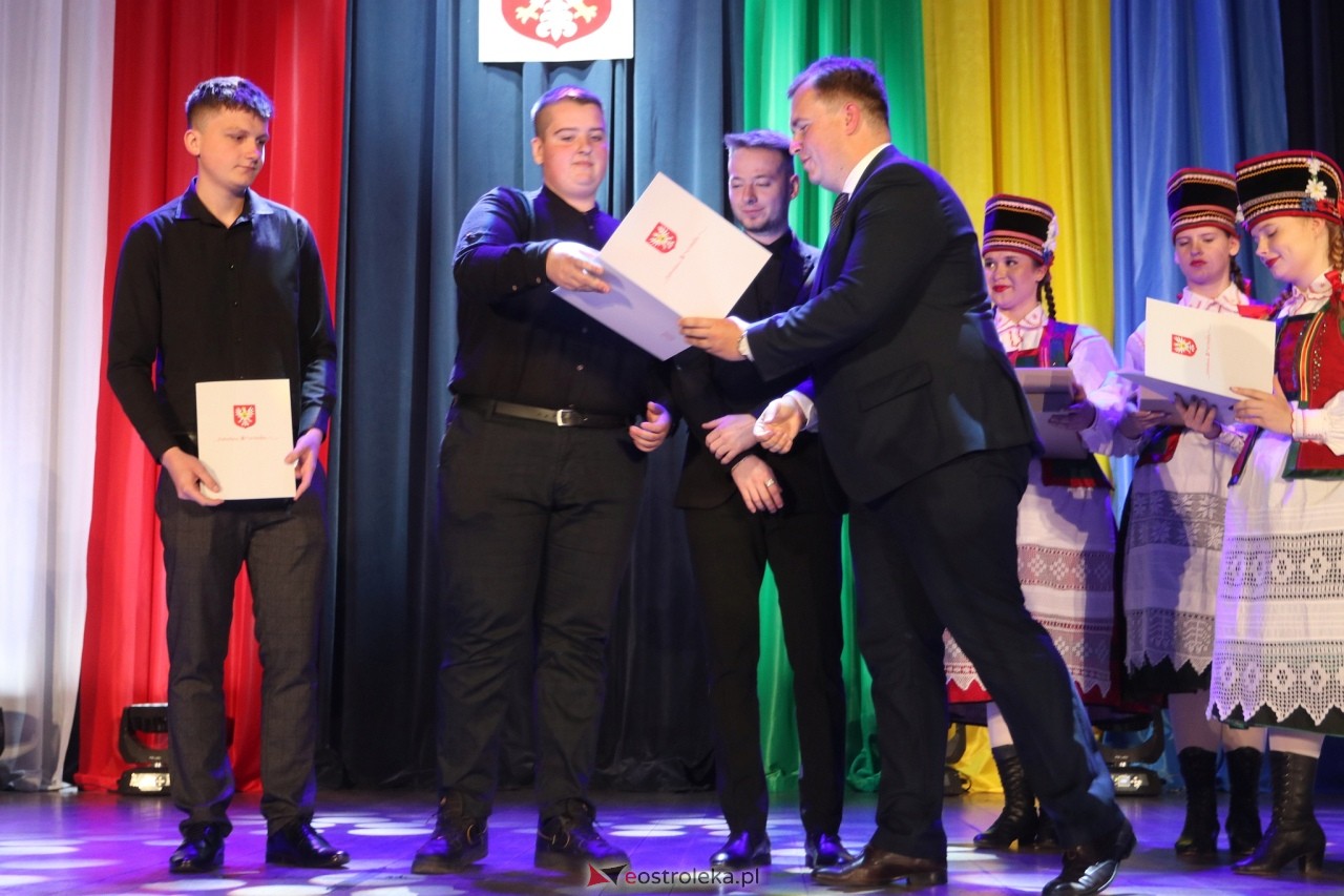 Nadzwyczajna sesja rady miasta Ostrołęki [12.05.2025] - zdjęcie #27 - eOstroleka.pl