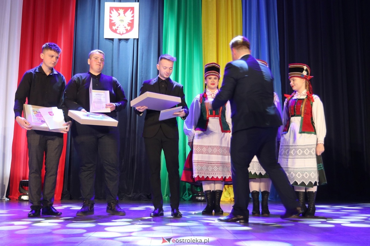 Nadzwyczajna sesja rady miasta Ostrołęki [12.05.2025] - zdjęcie #25 - eOstroleka.pl