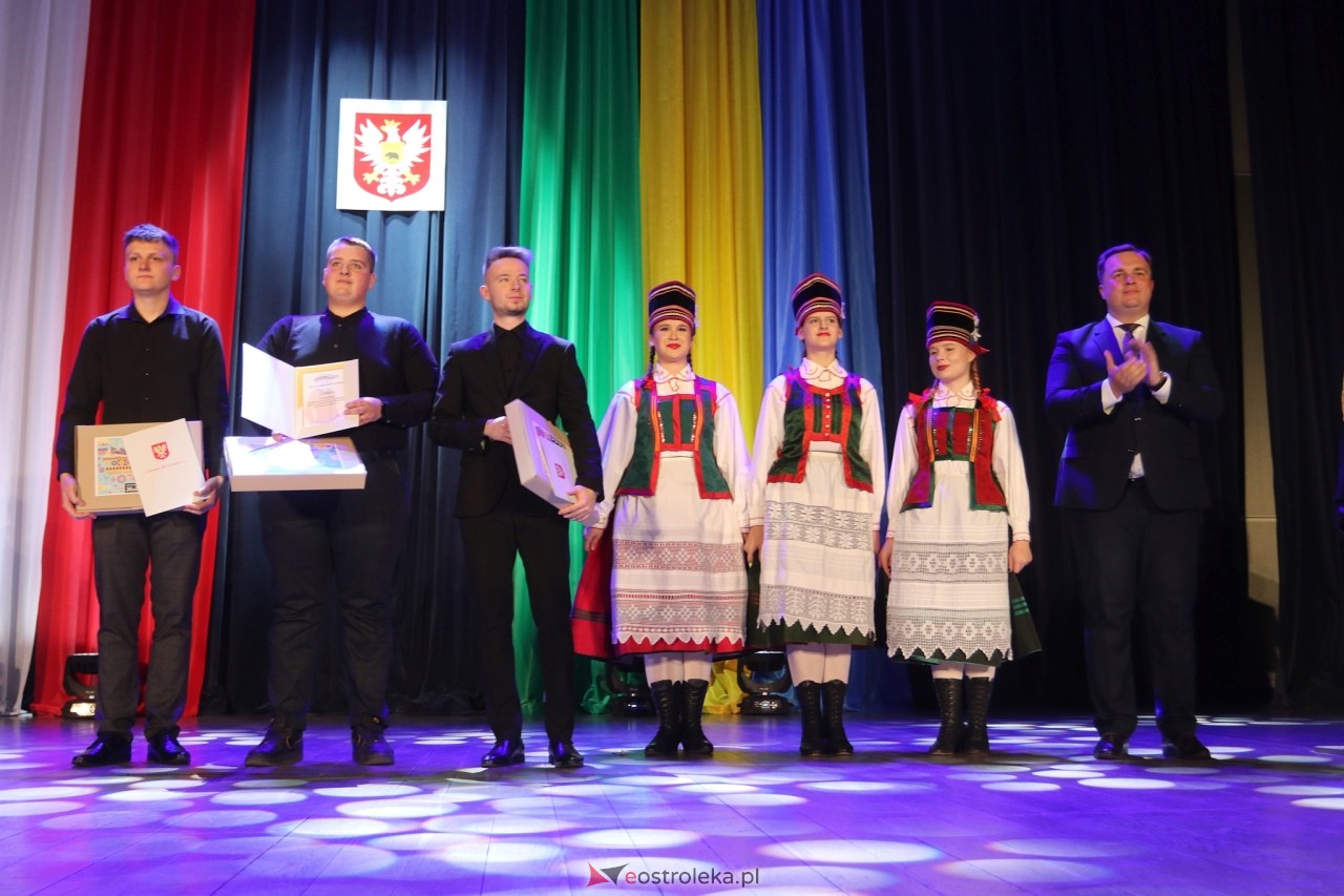 Nadzwyczajna sesja rady miasta Ostrołęki [12.05.2025] - zdjęcie #24 - eOstroleka.pl