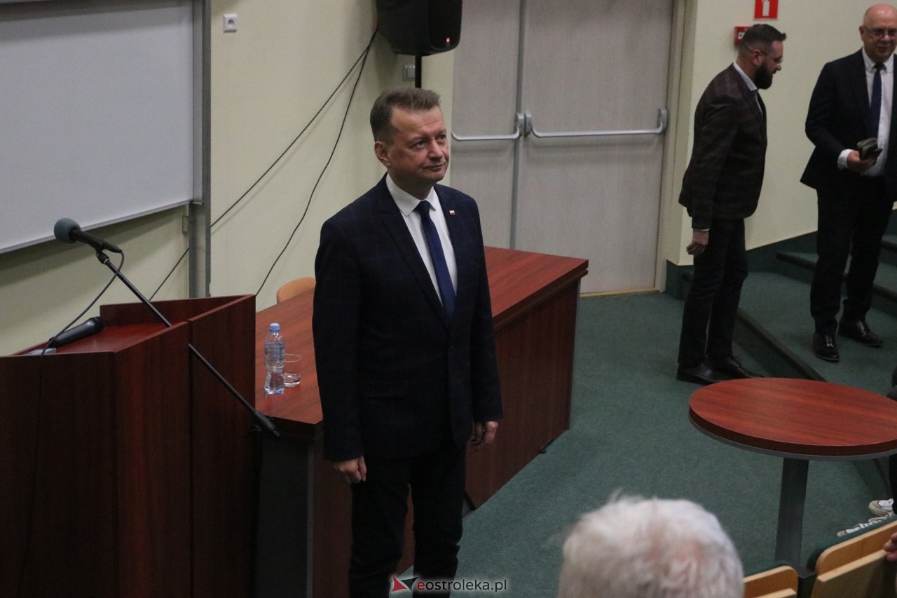 Spotkanie z Mariuszem Błaszczakiem w Ostrołęce [12.05.2025] - zdjęcie #22 - eOstroleka.pl