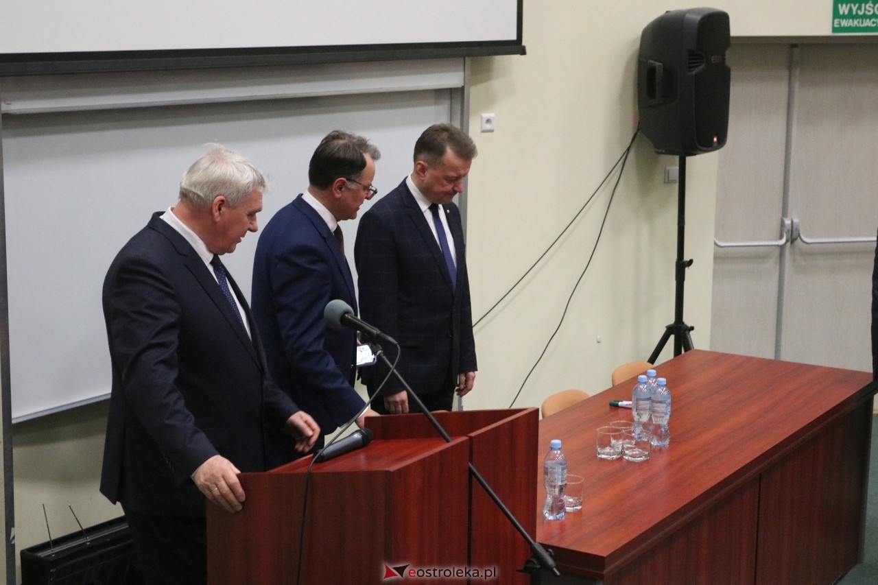 Spotkanie z Mariuszem Błaszczakiem w Ostrołęce [12.05.2025] - zdjęcie #21 - eOstroleka.pl