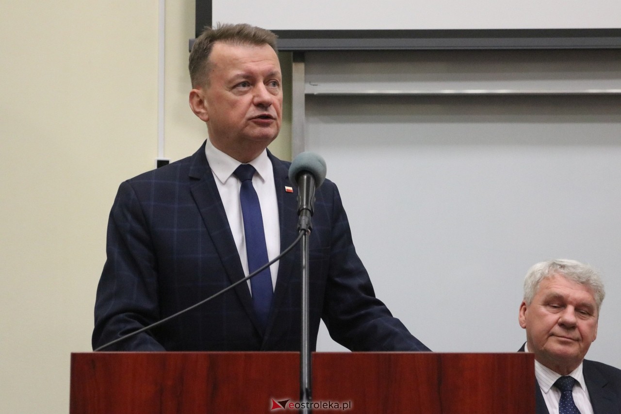 Spotkanie z Mariuszem Błaszczakiem w Ostrołęce [12.05.2025] - zdjęcie #16 - eOstroleka.pl