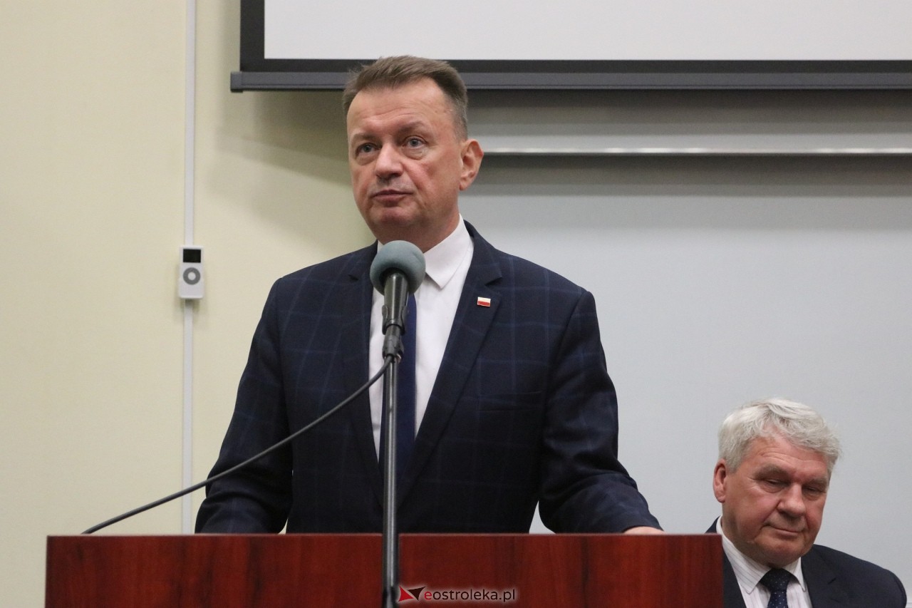 Spotkanie z Mariuszem Błaszczakiem w Ostrołęce [12.05.2025] - zdjęcie #11 - eOstroleka.pl