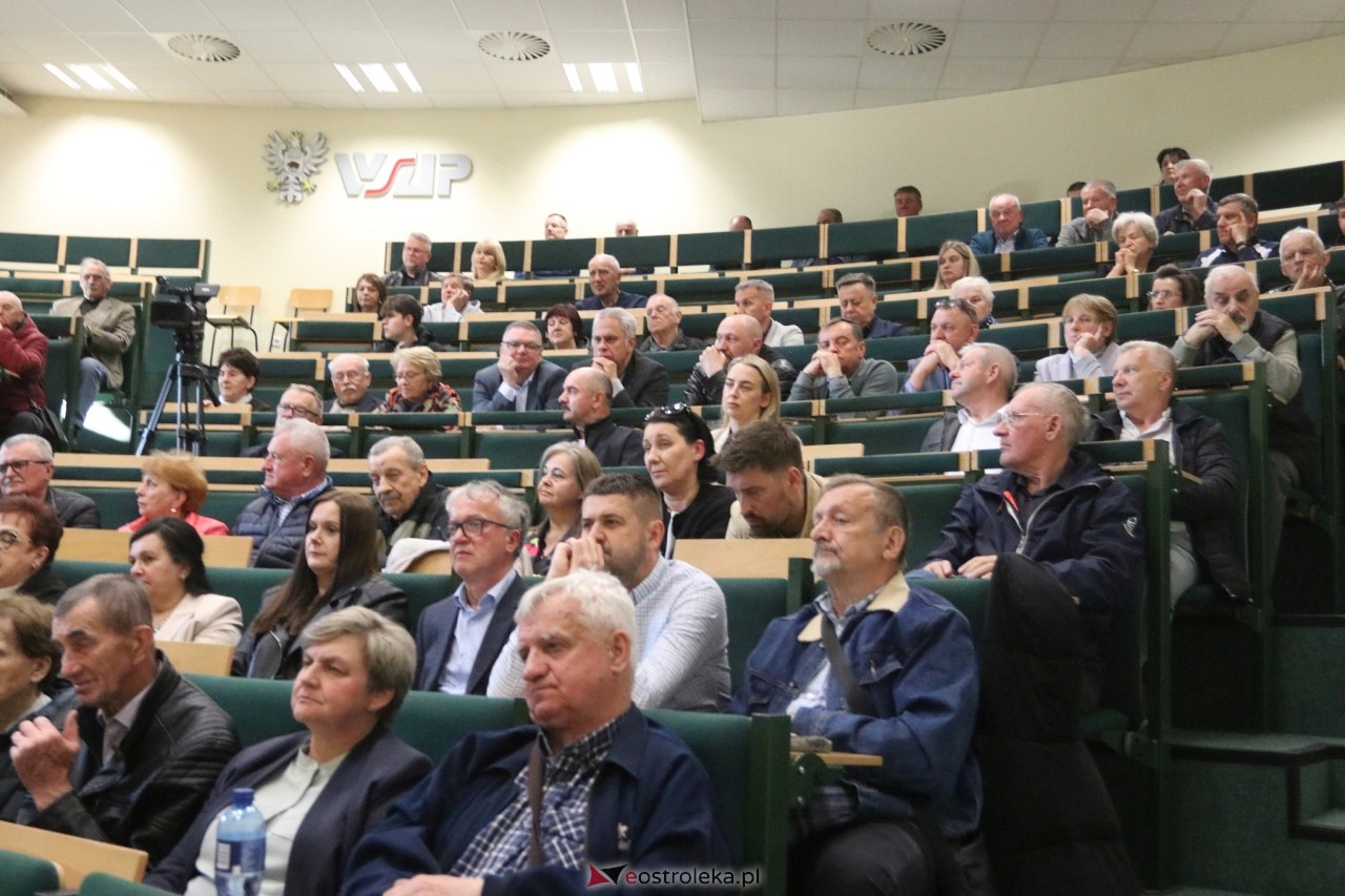 Spotkanie z Mariuszem Błaszczakiem w Ostrołęce [12.05.2025] - zdjęcie #9 - eOstroleka.pl