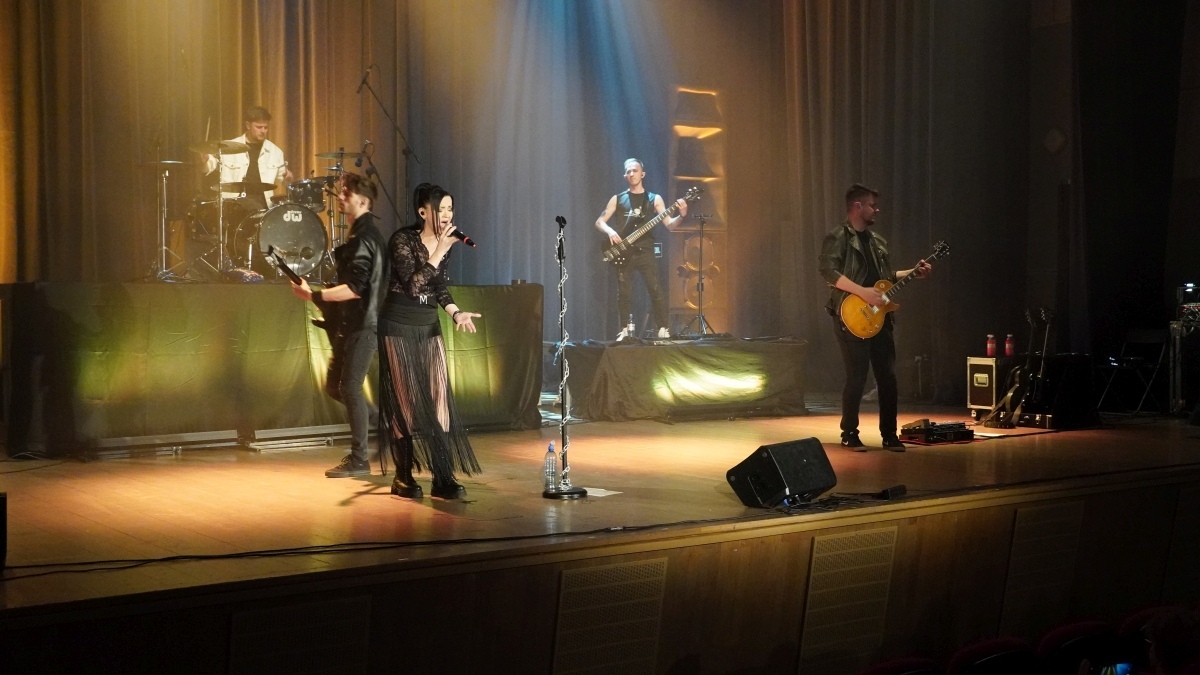 Premiera płyty zespołu Madma - koncert w OCK [12.05.2025] - zdjęcie #72 - eOstroleka.pl