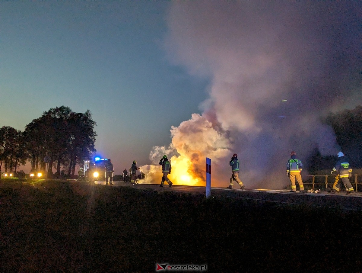 Pożar samochodu w Łodziskach [12.05.2025] - zdjęcie #13 - eOstroleka.pl