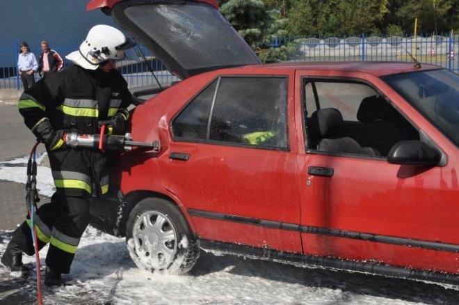 Wypadek z udziałem karetki i samochodów osobowych (25.IX.2011) - zdjęcie #19 - eOstroleka.pl