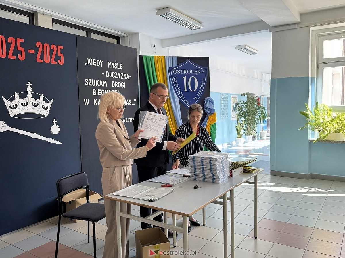 Egzamin óskomlasisty 2025 - język polski [13.05.2025] - zdjęcie #37 - eOstroleka.pl