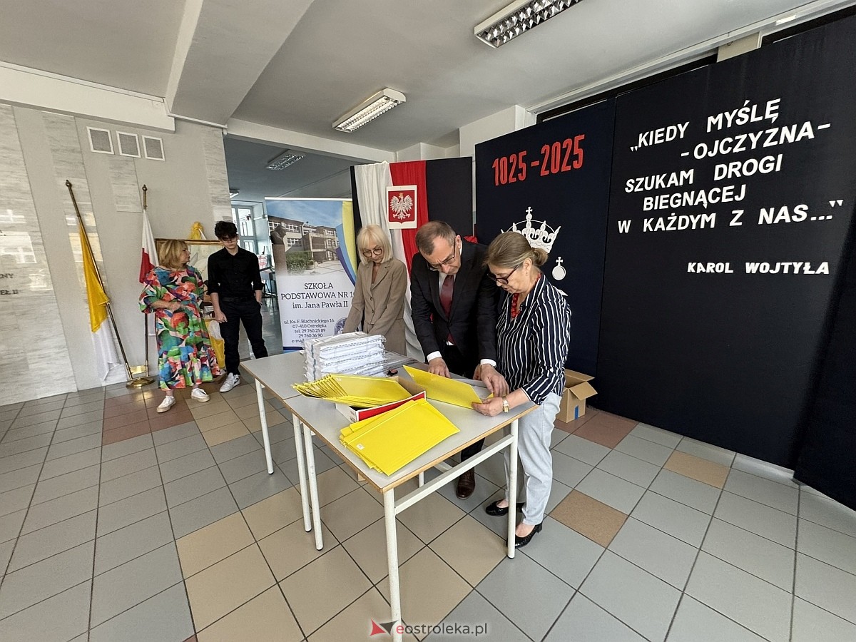 Egzamin óskomlasisty 2025 - język polski [13.05.2025] - zdjęcie #35 - eOstroleka.pl