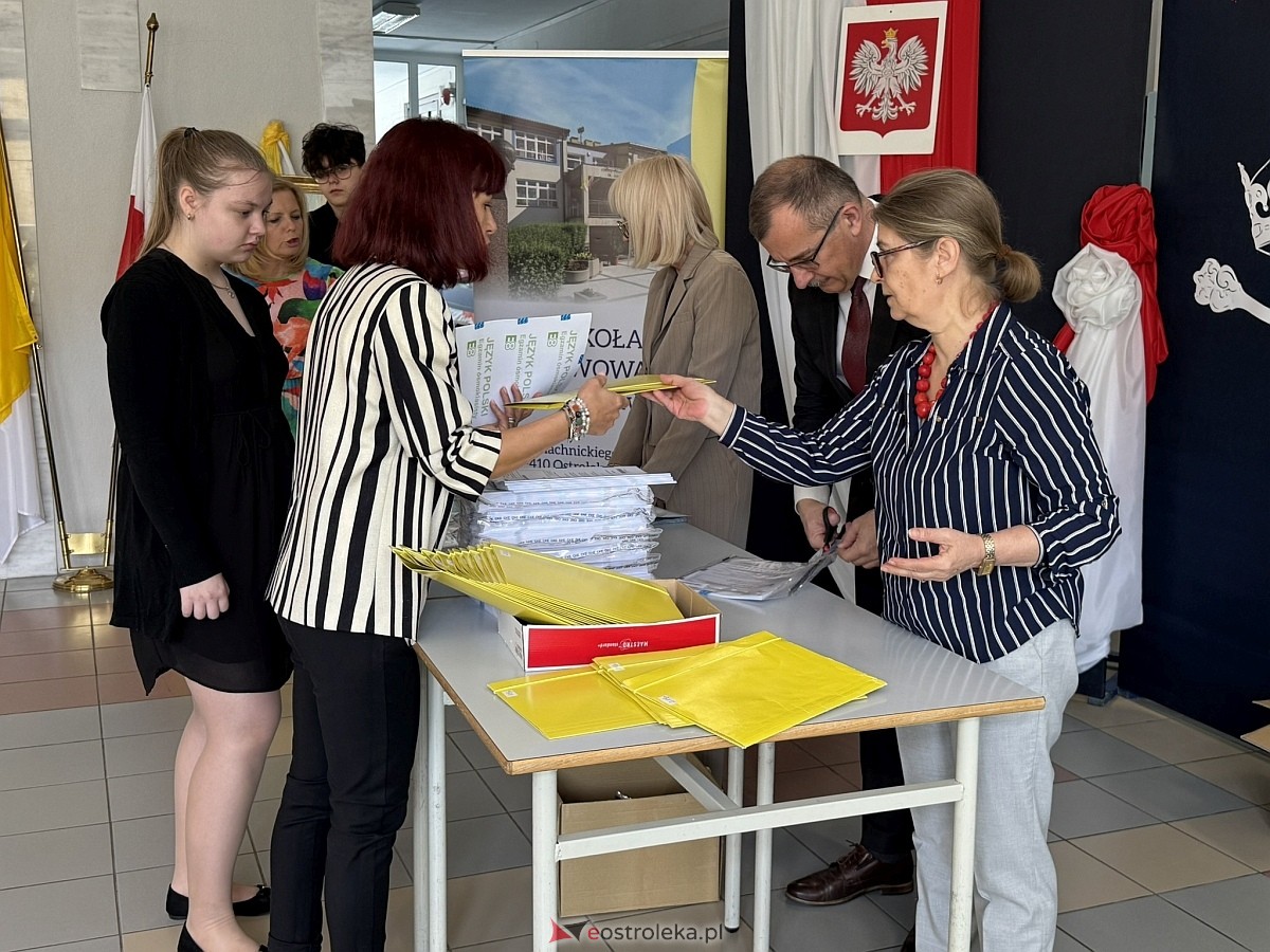 Egzamin óskomlasisty 2025 - język polski [13.05.2025] - zdjęcie #26 - eOstroleka.pl