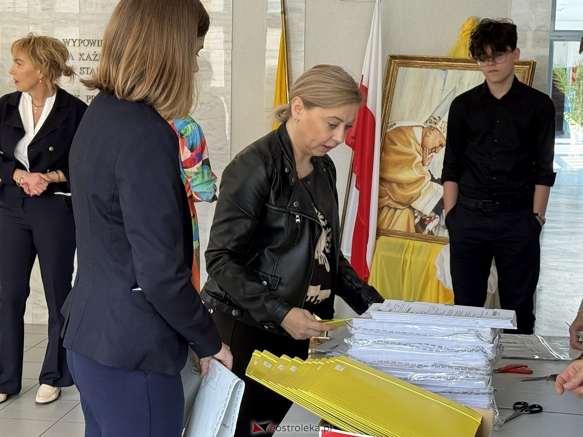 Egzamin óskomlasisty 2025 - język polski [13.05.2025] - zdjęcie #23 - eOstroleka.pl