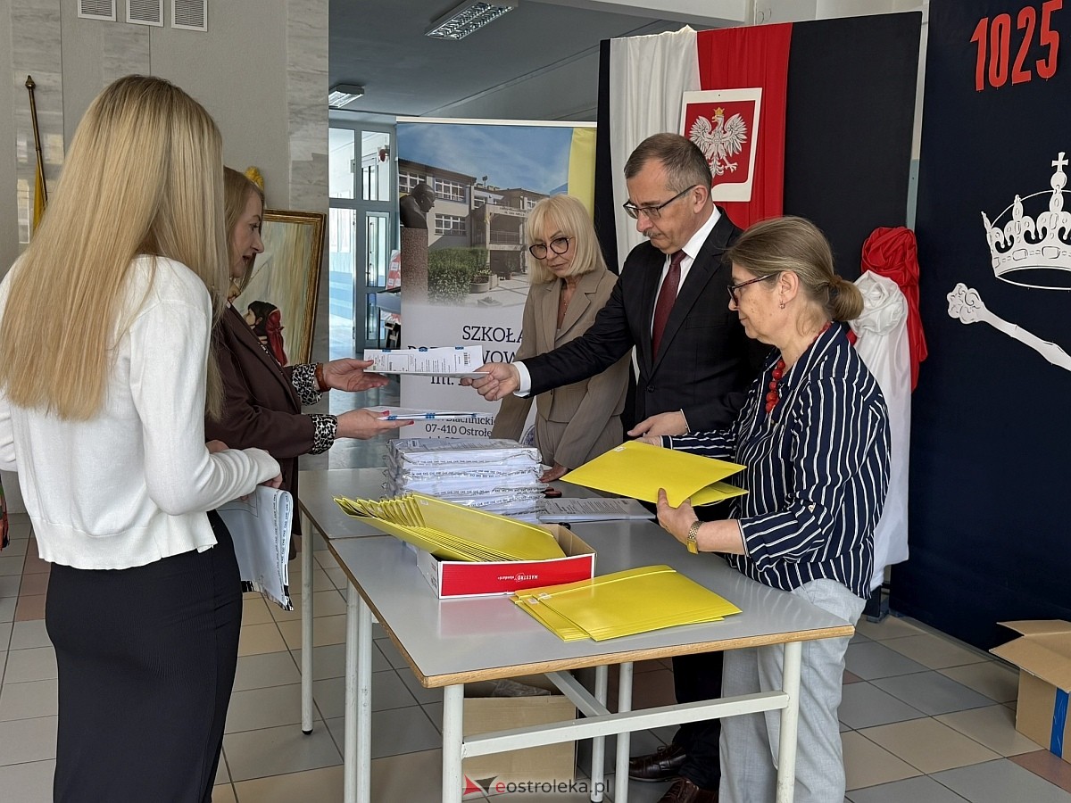 Egzamin óskomlasisty 2025 - język polski [13.05.2025] - zdjęcie #21 - eOstroleka.pl