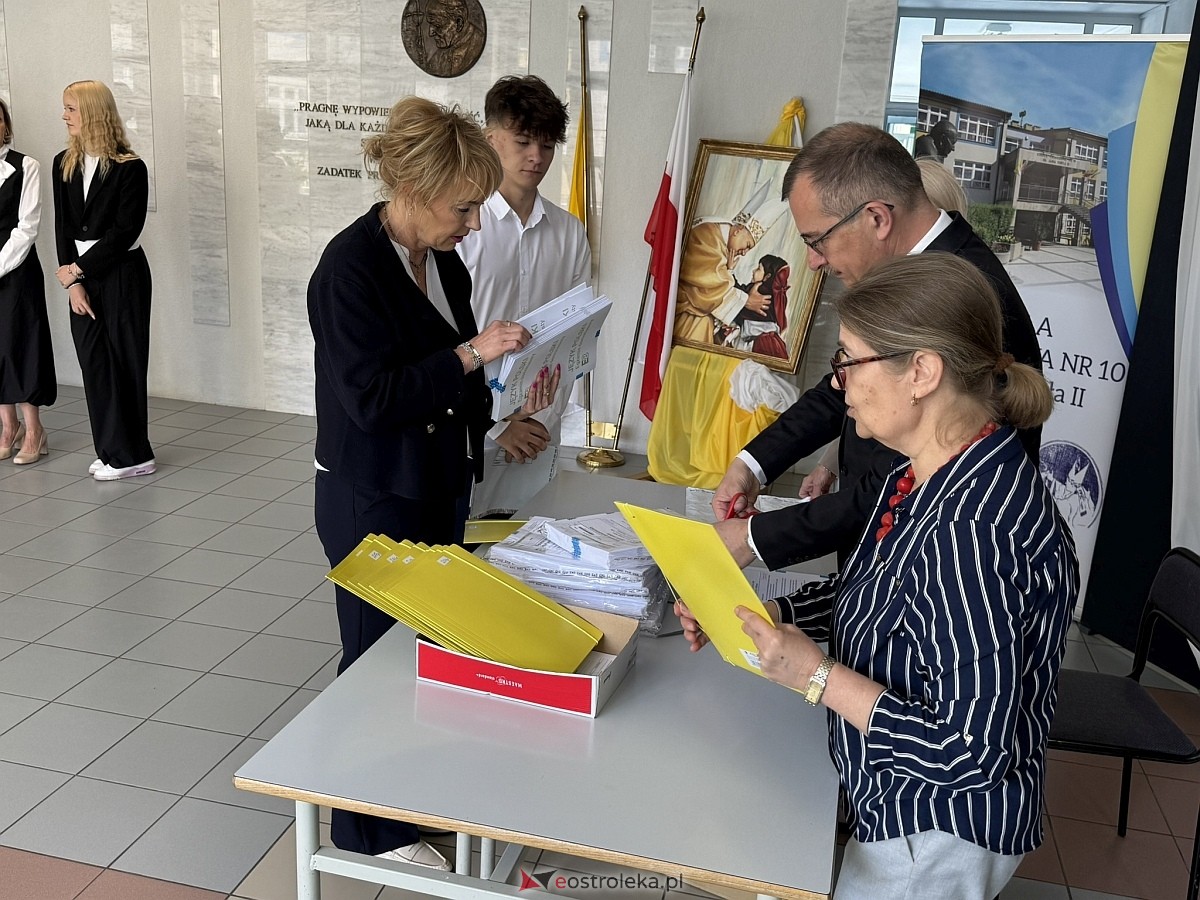Egzamin óskomlasisty 2025 - język polski [13.05.2025] - zdjęcie #13 - eOstroleka.pl