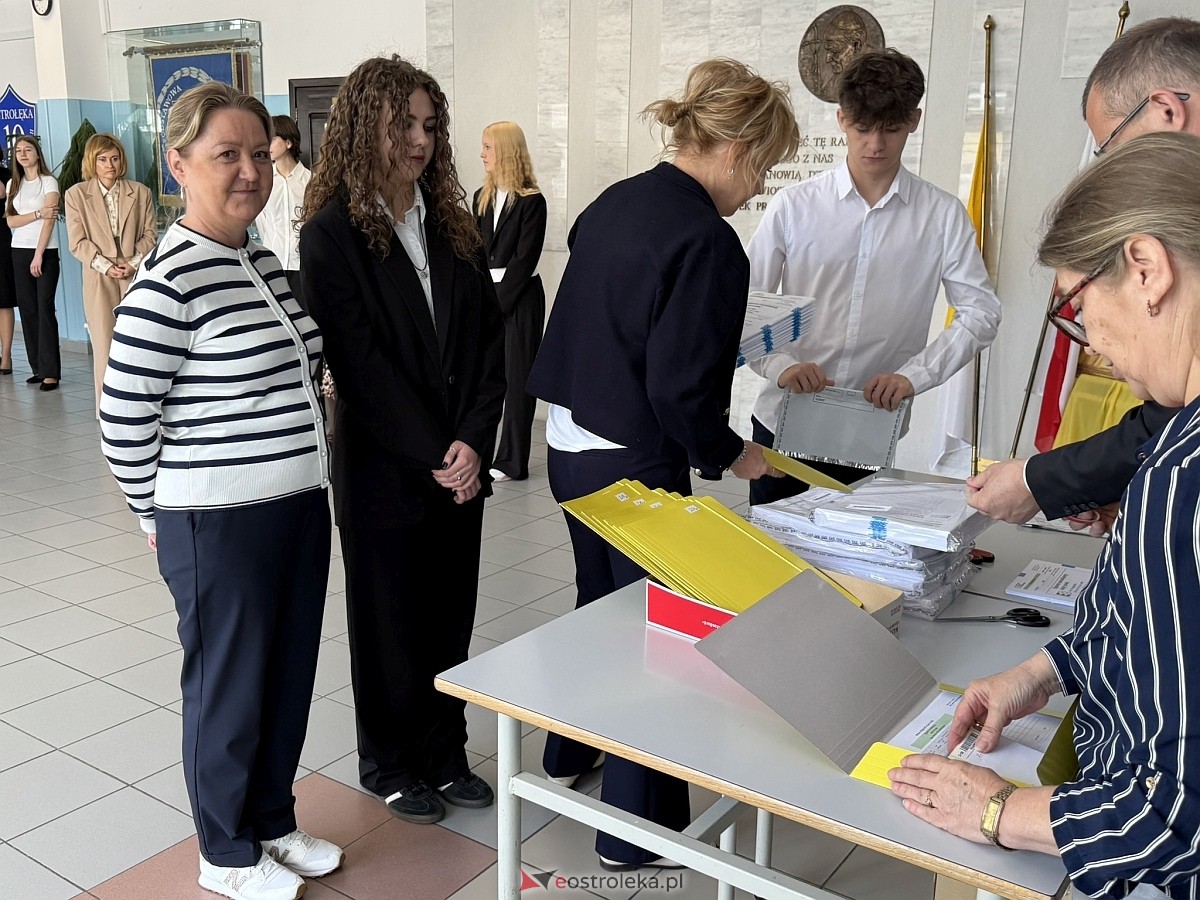 Egzamin óskomlasisty 2025 - język polski [13.05.2025] - zdjęcie #12 - eOstroleka.pl