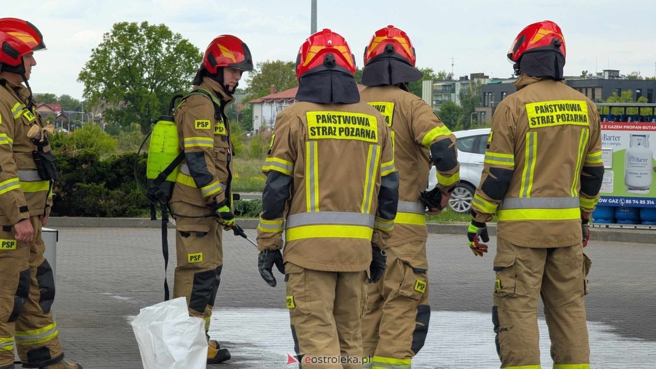 Niebezpieczny wyciek na stacji paliw w Ostrołęce [14.05.2025] - zdjęcie #7 - eOstroleka.pl