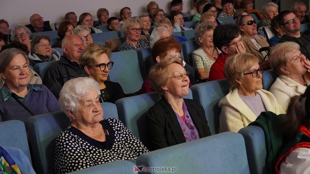 Majówka Kurpiowska w Kadzidle – święto integracji, tradycji i dobrej zabawy [14.05.2025] - zdjęcie #60 - eOstroleka.pl
