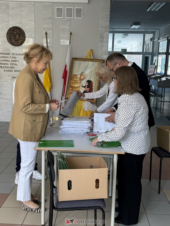 Egzamin óskomlasisty 2025 - język obcy [15.05.2025] - zdjęcie #11 - eOstroleka.pl