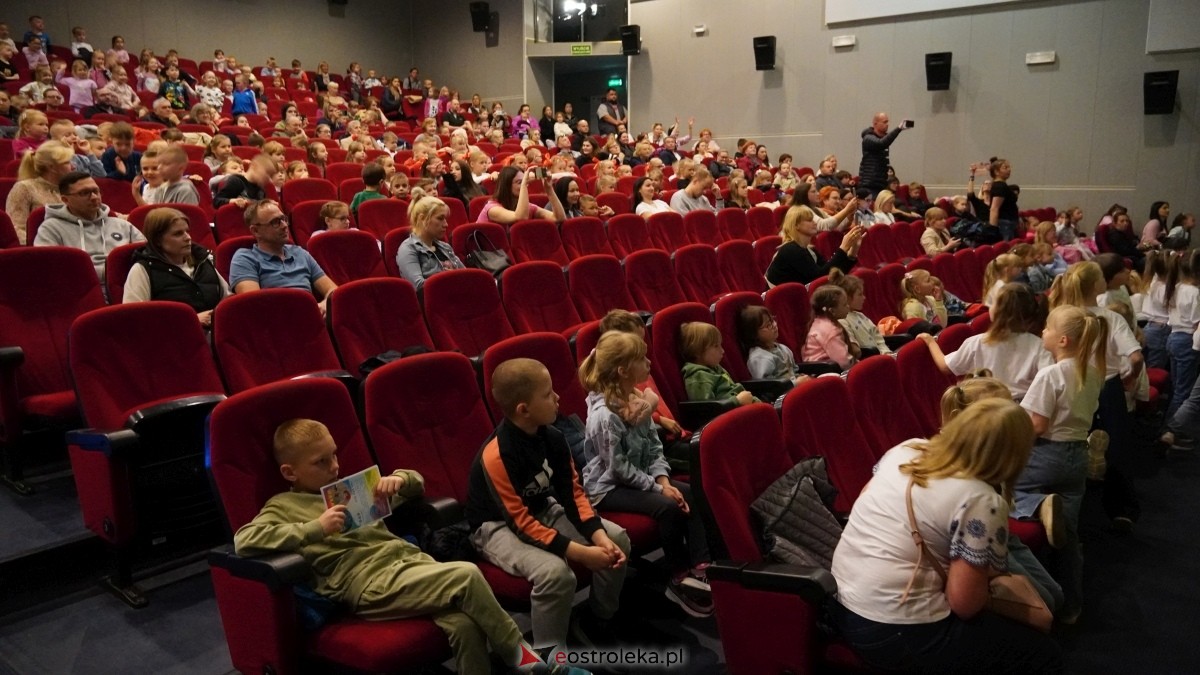 X Dziecięcy Festiwal Tańca Kraina Misiów [15.05.2025] - zdjęcie #76 - eOstroleka.pl