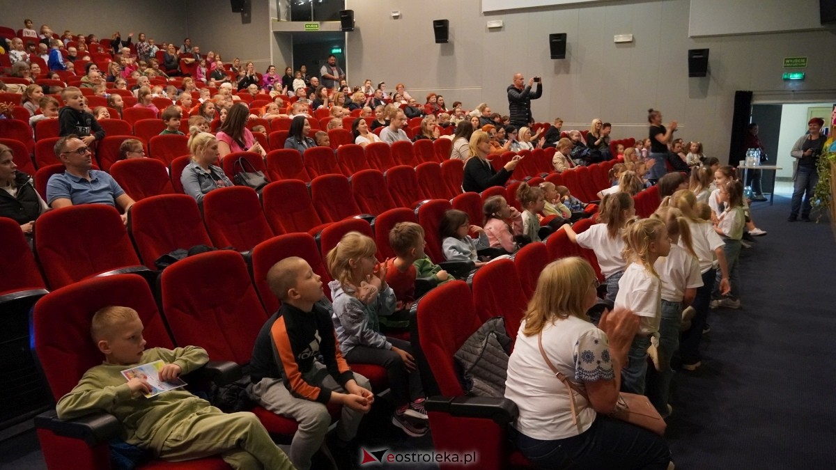 X Dziecięcy Festiwal Tańca Kraina Misiów [15.05.2025] - zdjęcie #69 - eOstroleka.pl