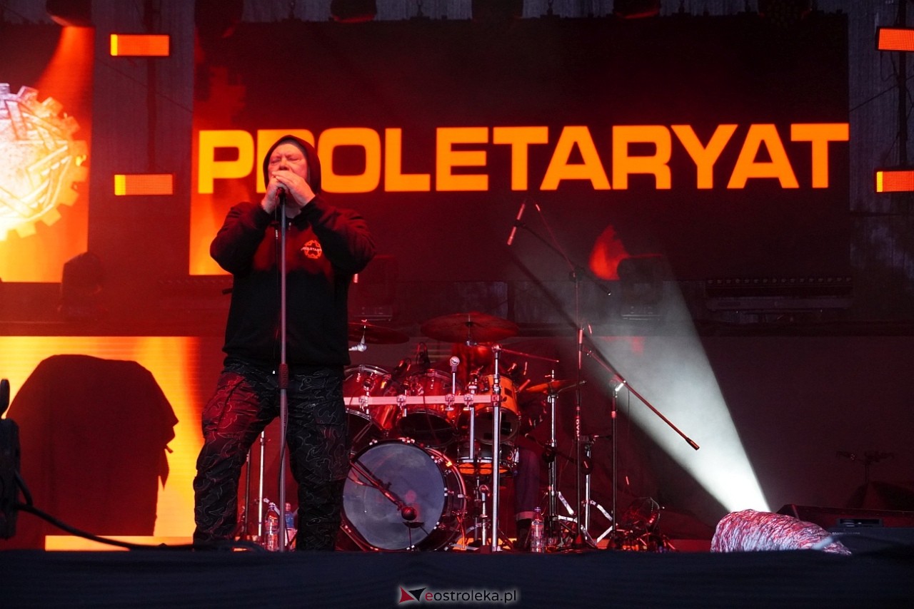 Dni Ostrołęki: Koncert zespołu PROLETARYAT [16.05.2025] - zdjęcie #85 - eOstroleka.pl