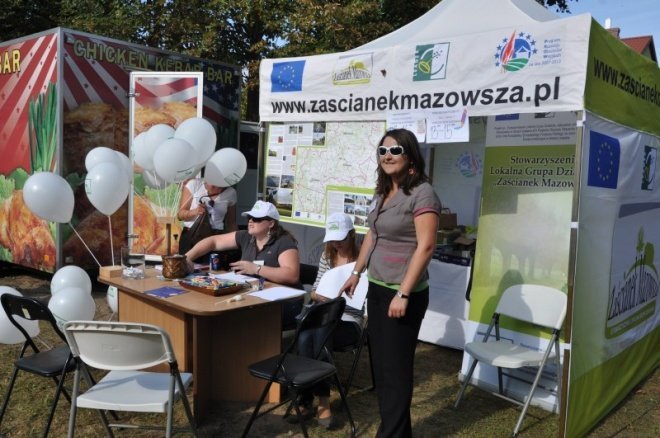 Dożynki gminne i festyn Pierwszy zajazd szlachecki w Troszynie (25.IX.2011) - zdjęcie #67 - eOstroleka.pl