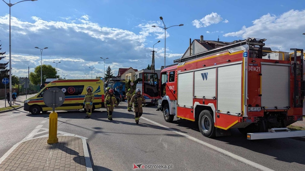 Wypadek na skrzyżowaniu ulic Korczaka i Poznańskiej [20.05.2025] - zdjęcie #12 - eOstroleka.pl