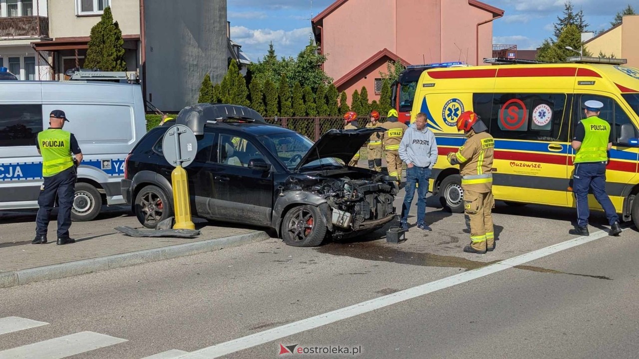 Wypadek na skrzyżowaniu ulic Korczaka i Poznańskiej [20.05.2025] - zdjęcie #9 - eOstroleka.pl