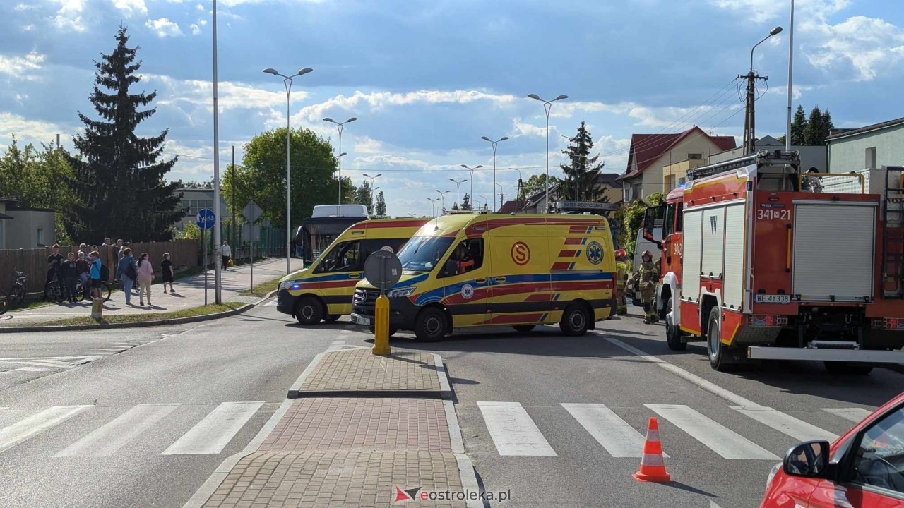 Wypadek na skrzyżowaniu ulic Korczaka i Poznańskiej [20.05.2025] - zdjęcie #4 - eOstroleka.pl