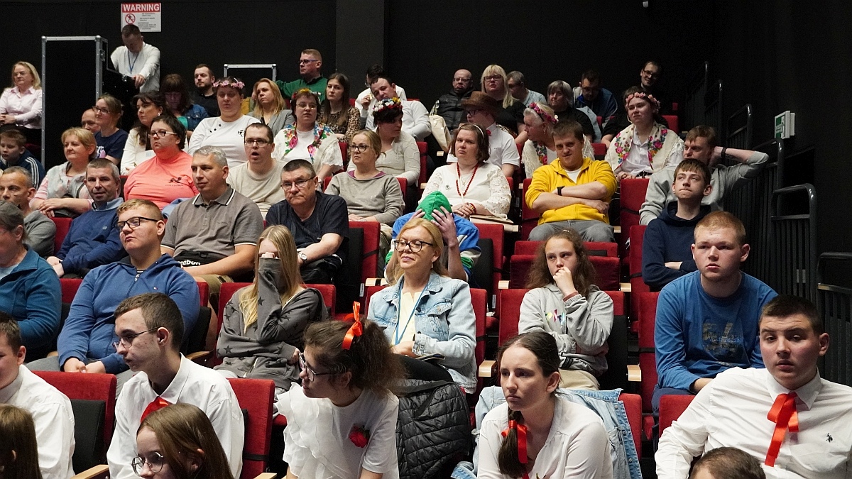III Przegląd Teatralny Osób Niepełnosprawnych [21.05.2025] - zdjęcie #59 - eOstroleka.pl