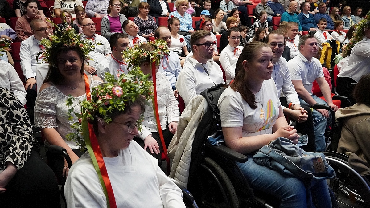 III Przegląd Teatralny Osób Niepełnosprawnych [21.05.2025] - zdjęcie #53 - eOstroleka.pl