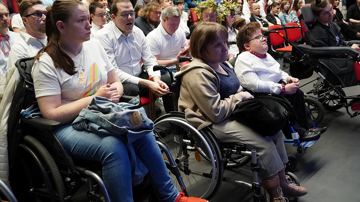 III Przegląd Teatralny Osób Niepełnosprawnych [21.05.2025] - zdjęcie #50 - eOstroleka.pl