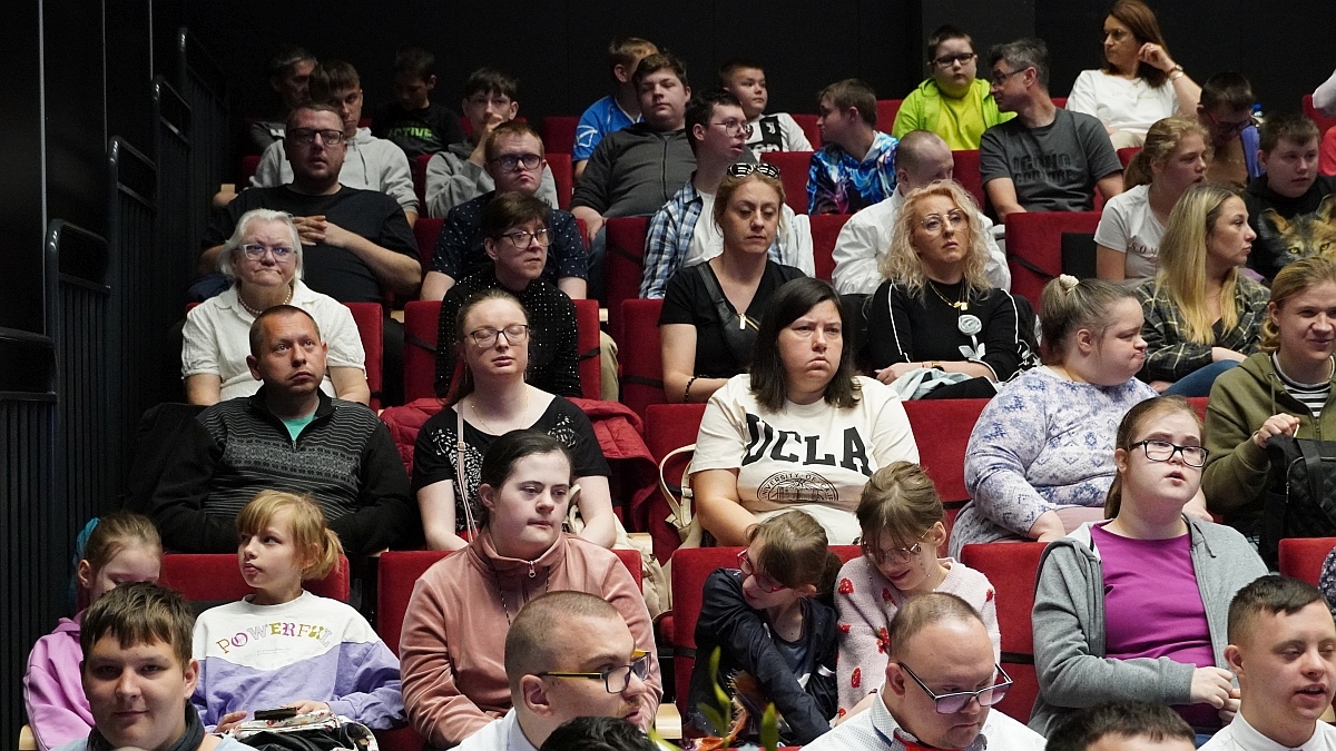 III Przegląd Teatralny Osób Niepełnosprawnych [21.05.2025] - zdjęcie #48 - eOstroleka.pl