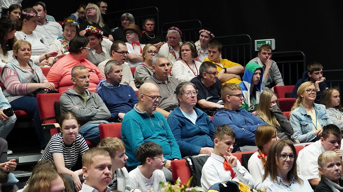 III Przegląd Teatralny Osób Niepełnosprawnych [21.05.2025] - zdjęcie #34 - eOstroleka.pl