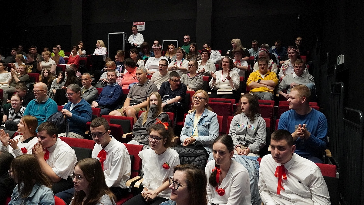 III Przegląd Teatralny Osób Niepełnosprawnych [21.05.2025] - zdjęcie #23 - eOstroleka.pl