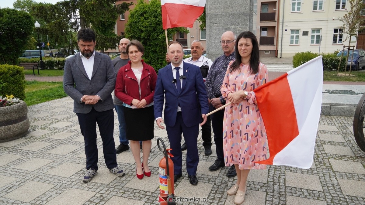 Podsumowanie kampanii wyborczej Grzegorza Brauna w okręgu siedlecko-ostrołęckim - konferencja prasowa [21.05.2025] - zdjęcie #8 - eOstroleka.pl