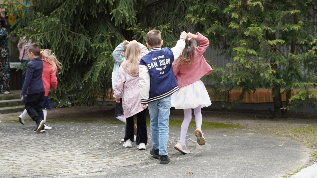 Piknik rodzinny w Przedszkolu Miejskim nr 10 w Ostrołęce [23.05.2025] - zdjęcie #48 - eOstroleka.pl