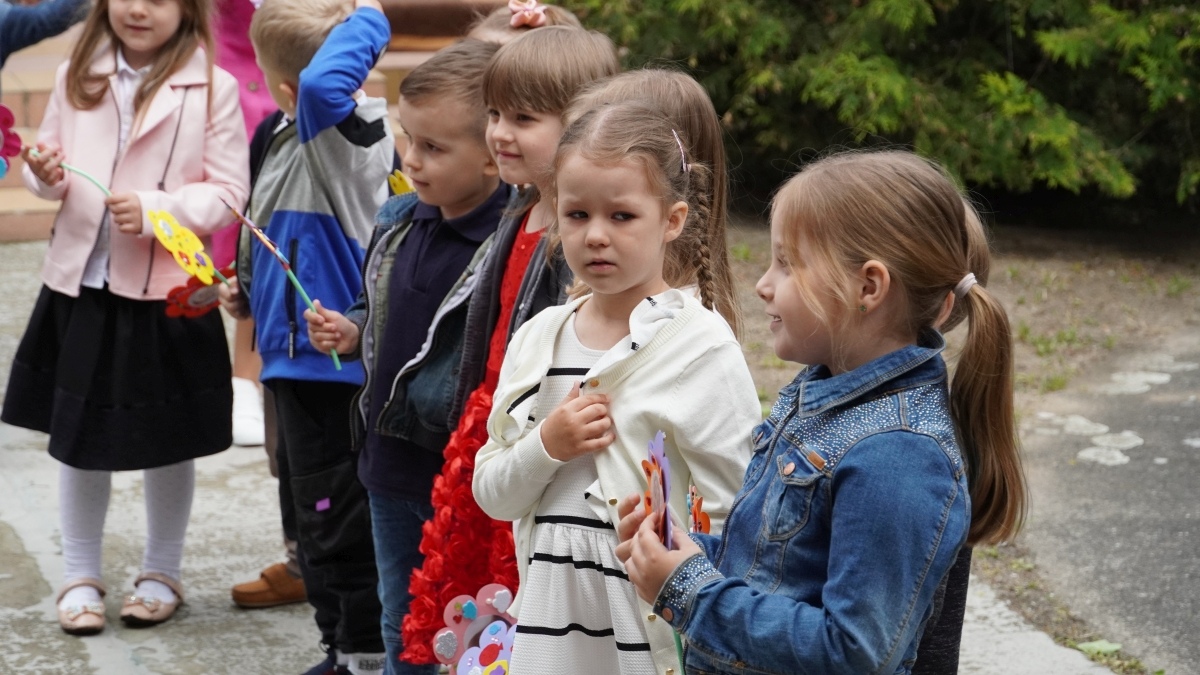 Piknik rodzinny w Przedszkolu Miejskim nr 10 w Ostrołęce [23.05.2025] - zdjęcie #27 - eOstroleka.pl