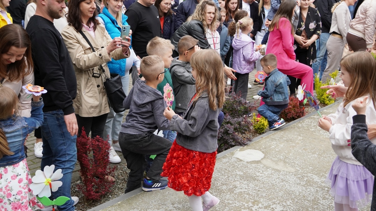 Piknik rodzinny w Przedszkolu Miejskim nr 10 w Ostrołęce [23.05.2025] - zdjęcie #24 - eOstroleka.pl