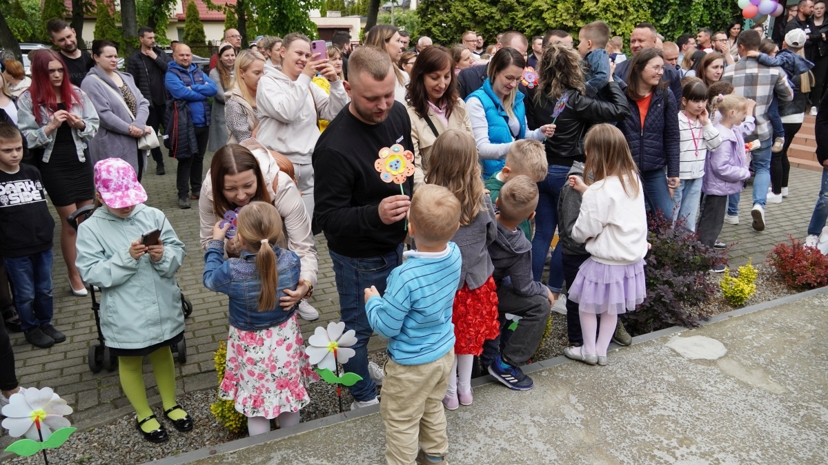 Piknik rodzinny w Przedszkolu Miejskim nr 10 w Ostrołęce [23.05.2025] - zdjęcie #21 - eOstroleka.pl