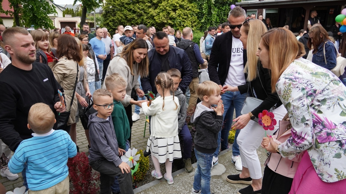 Piknik rodzinny w Przedszkolu Miejskim nr 10 w Ostrołęce [23.05.2025] - zdjęcie #16 - eOstroleka.pl