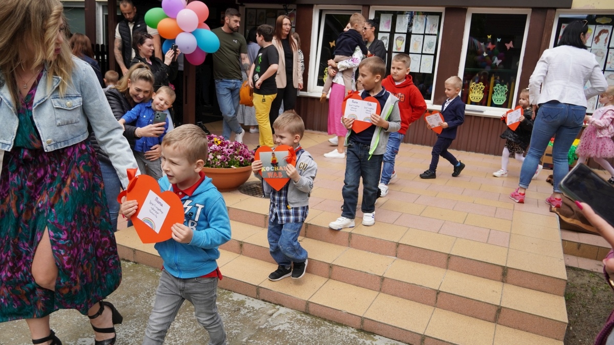 Piknik rodzinny w Przedszkolu Miejskim nr 10 w Ostrołęce [23.05.2025] - zdjęcie #15 - eOstroleka.pl